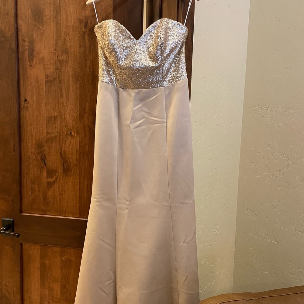 SYN Champagne Gown